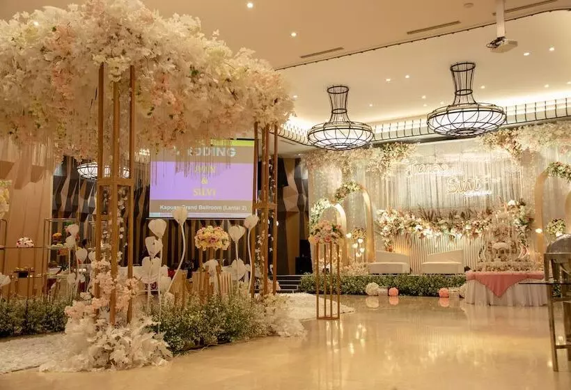 Fotos del hotel Orchardz Hotel Industri Jakarta:  19