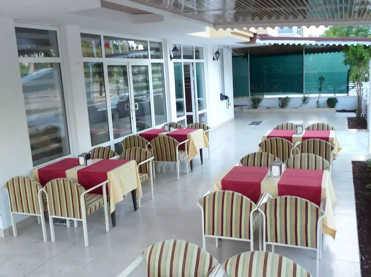 Fotos del hotel Arinna Park:  16