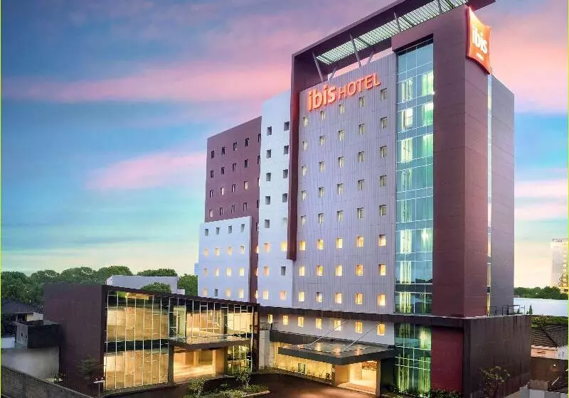 Fotos del hotel Ibis Makassar City Center:  9