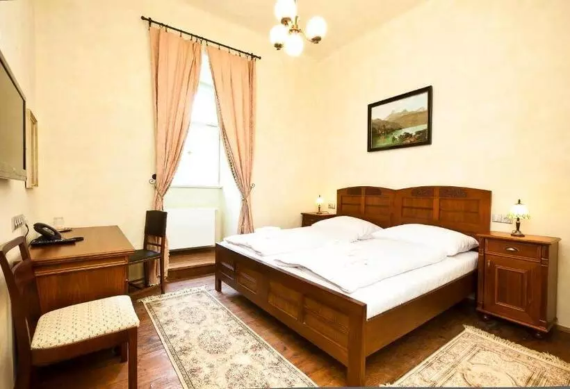 Fotos del hotel Latrán:  7