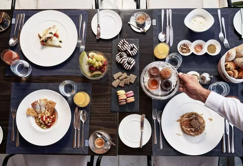 Fotos del hotel Bellevue On The Beach Suites:  13