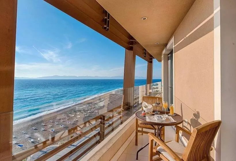 Fotos del hotel Bellevue On The Beach Suites:  22