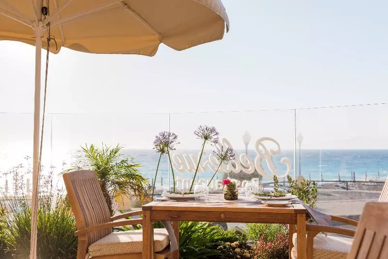 Fotos del hotel Bellevue On The Beach Suites:  6