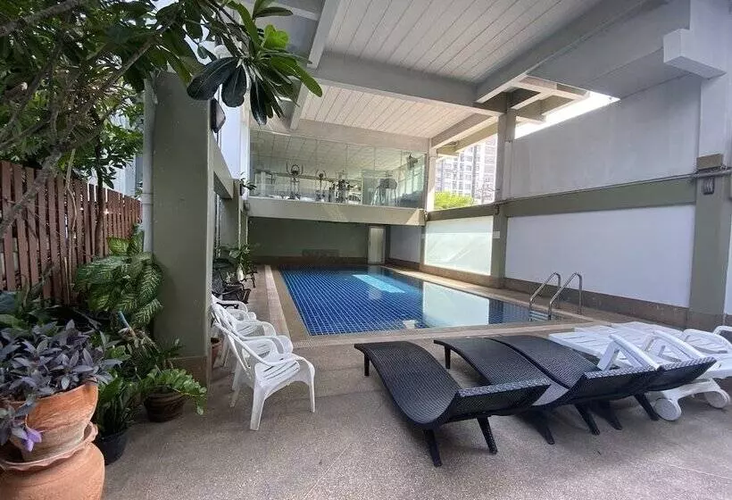 Fotos del hotel Boss Mansion:  11