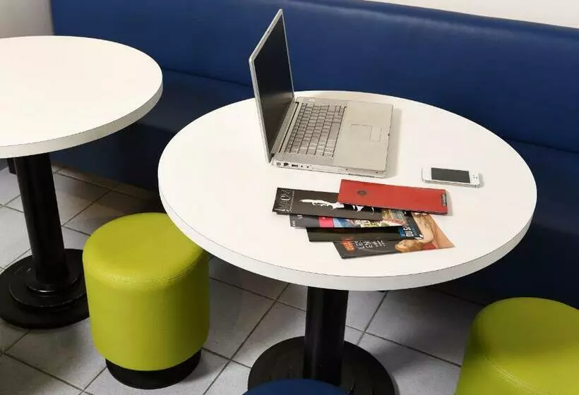 Fotos del hotel Ibis Budget Nice Aeroport:  2