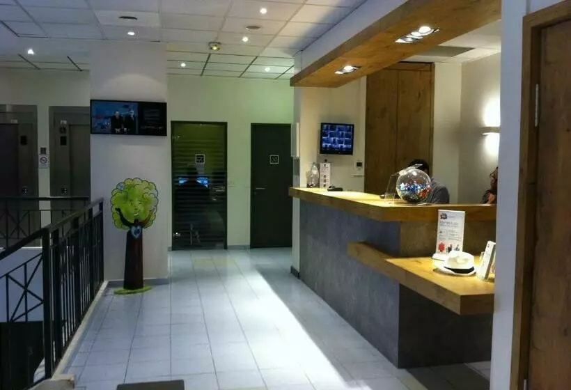 Fotos del hotel Ibis Budget Nice Aeroport:  3