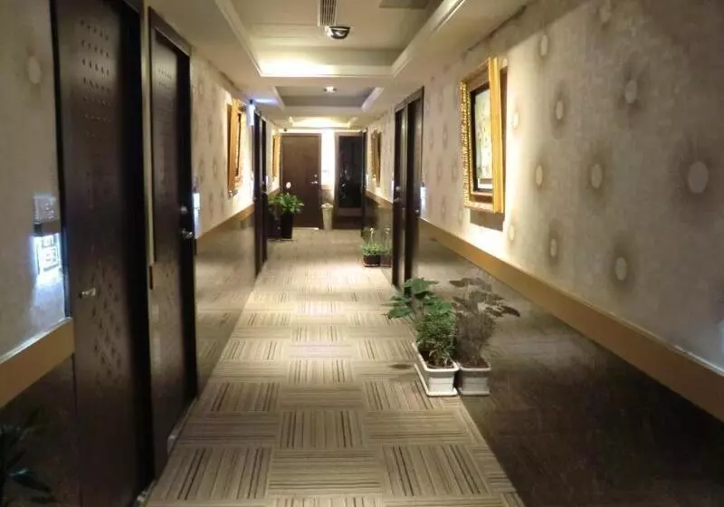 Fotos del hotel If Inn:  15