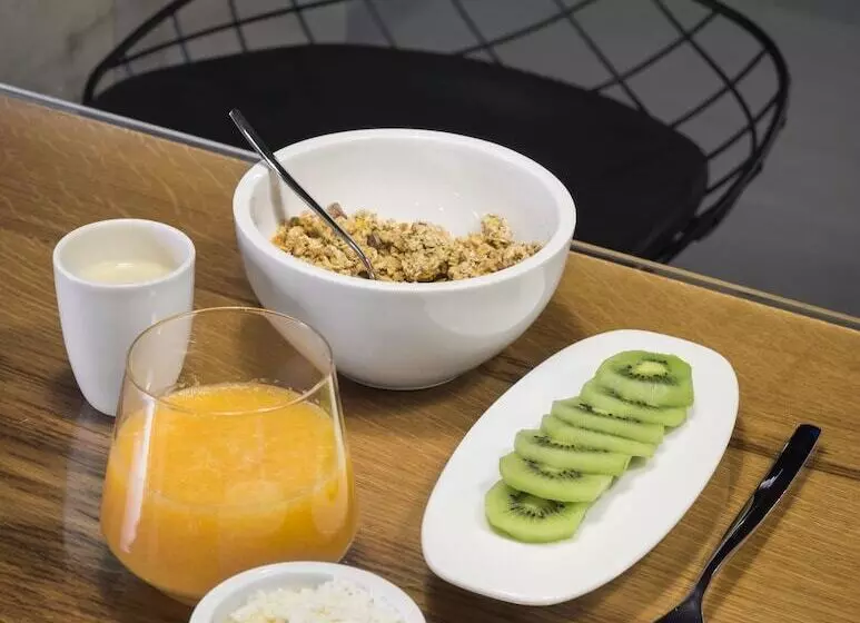 Fotos del hotel Okko Hotels Grenoble Jardin Hoche:  6