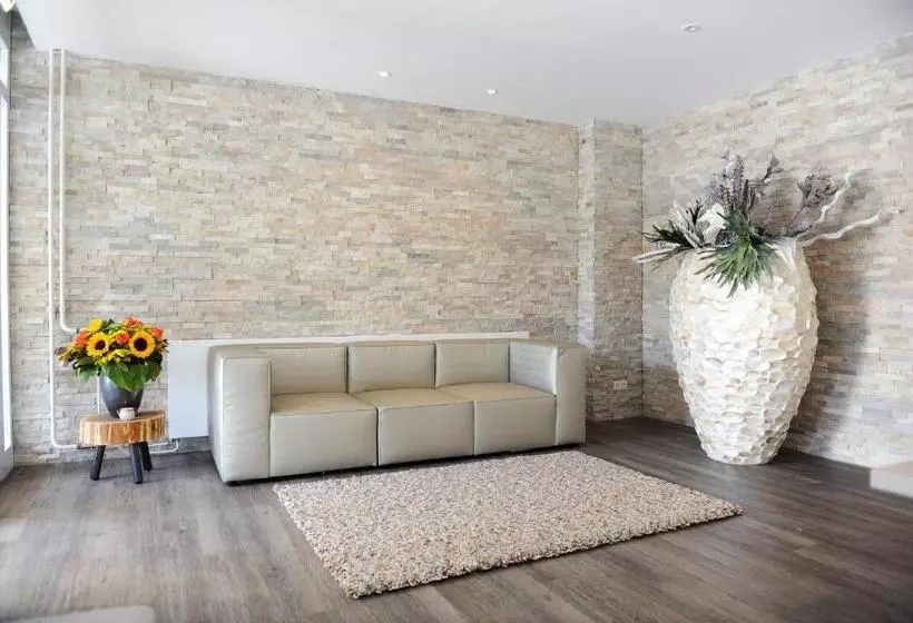 Fotos del hotel Andante:  9