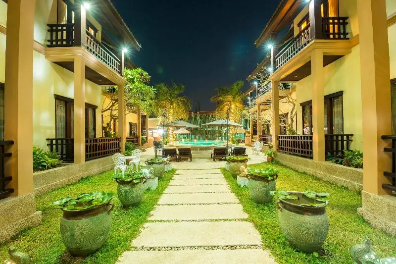 Fotos del hotel Ang Thong:  3