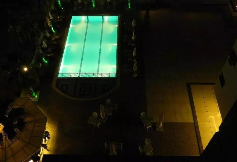 Fotos del hotel City Live:  3