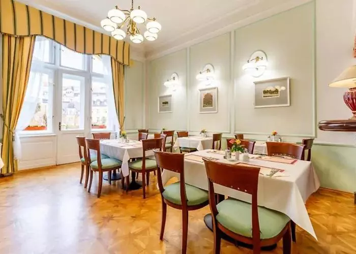 Fotos del hotel Ester:  17