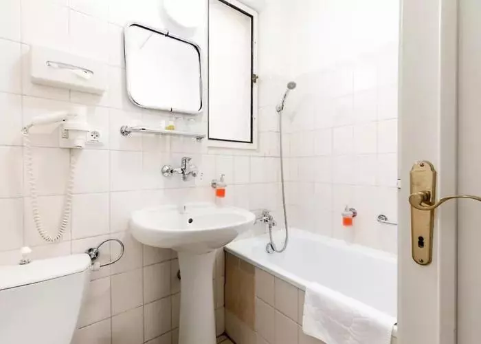 Fotos del hotel Ester:  8