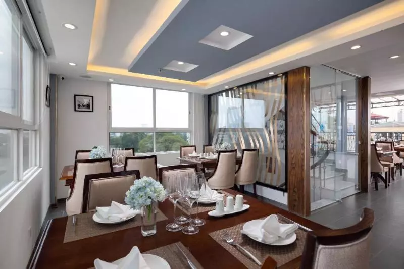 Fotos del hotel Bonsella:  8