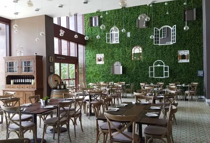 Fotos del hotel Magic Village Yards Trademark Collection By Wyndham:  3