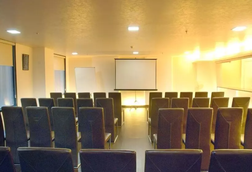 Fotos del hotel Orbit:  7