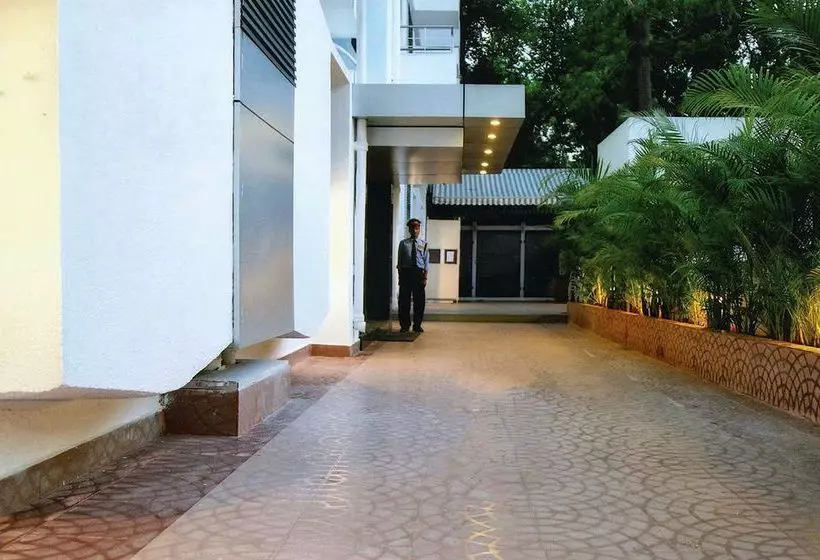 Fotos del hotel Fabhotel Ashiyana:  6