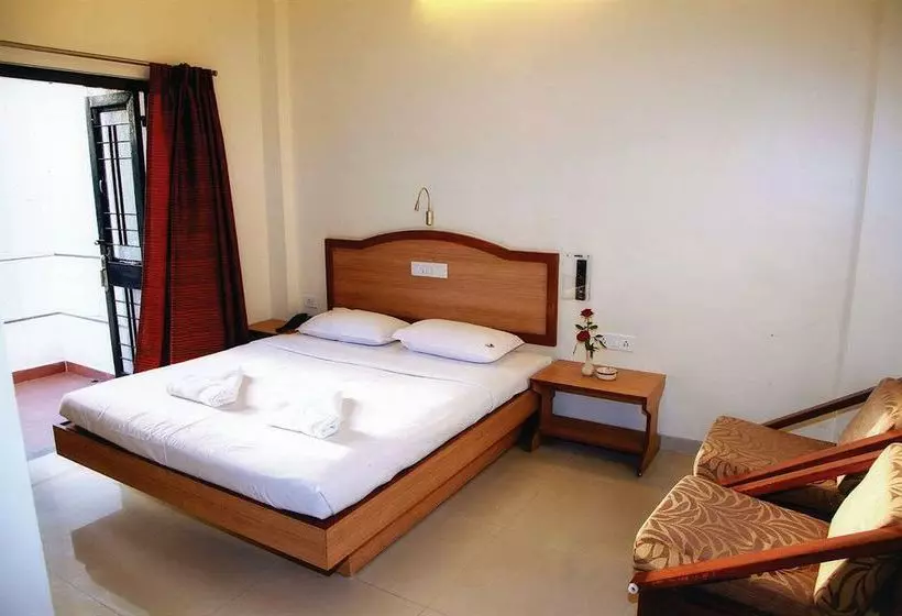 Fotos del hotel Fabhotel Ashiyana:  11