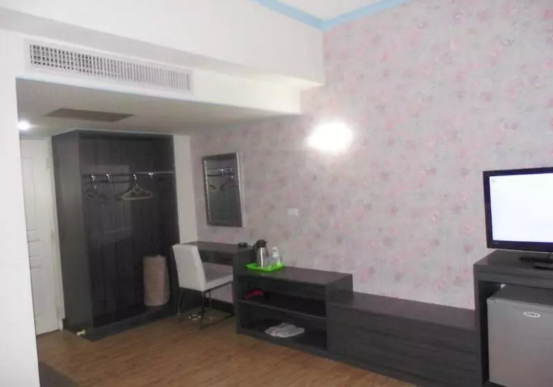 Fotos del hotel Modern Plaza:  23