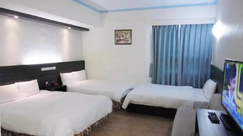 Fotos del hotel Modern Plaza:  20