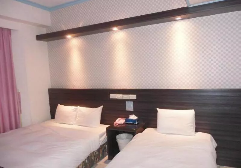 Fotos del hotel Modern Plaza:  18