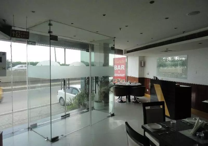 Fotos del hotel Airport  Ramhan Palace Mahipalpur:  11