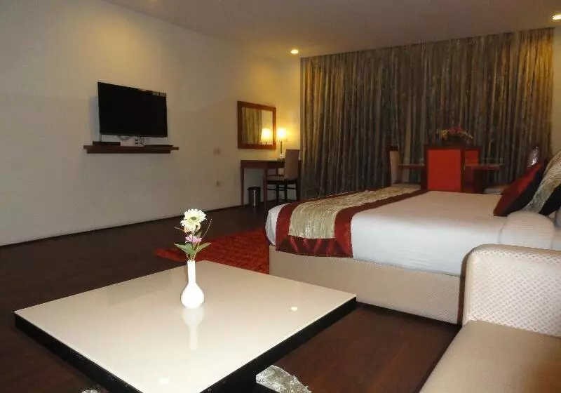 Fotos del hotel Airport  Ramhan Palace Mahipalpur:  8