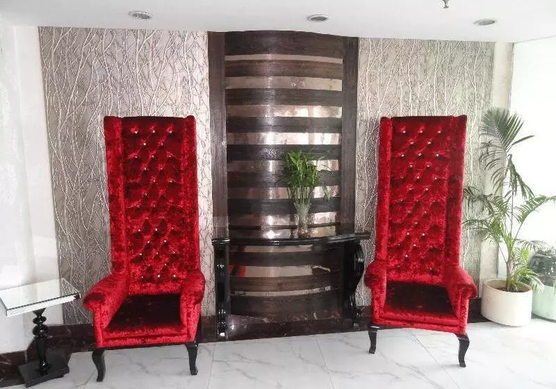 Fotos del hotel Airport  Ramhan Palace Mahipalpur:  2