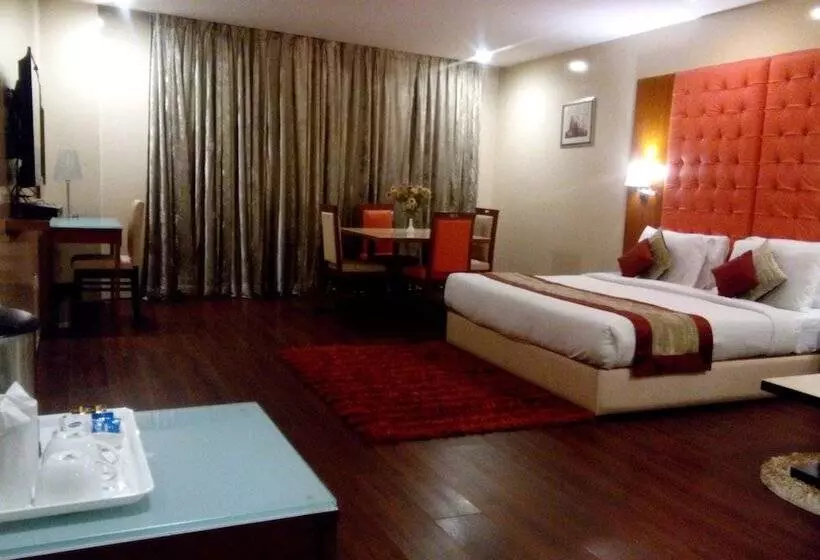 Fotos del hotel Airport  Ramhan Palace Mahipalpur:  18