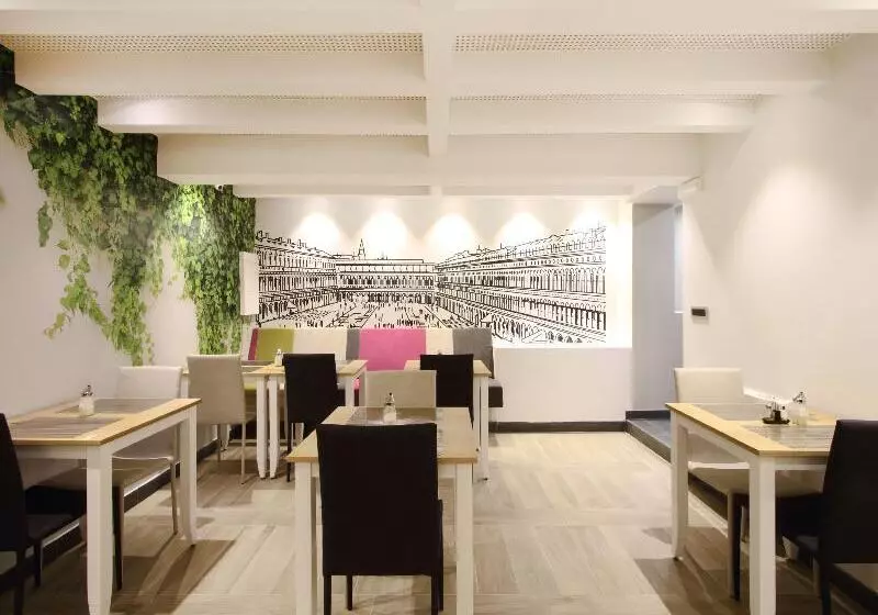 Fotos del hotel Cosmopolit:  10