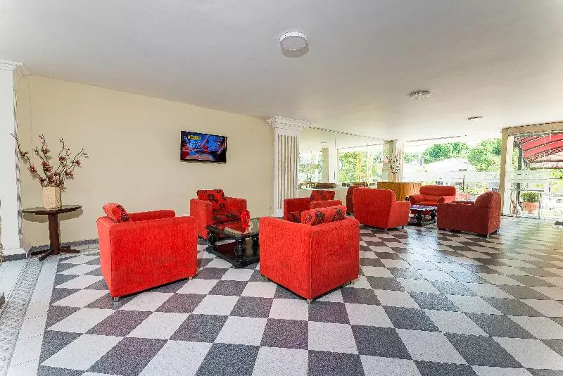 Fotos del hotel Ayenda Casa Ballesteros 1318:  3