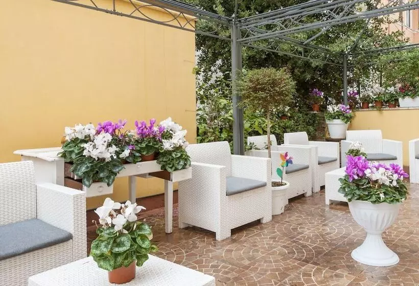 Fotos del hotel Infinito:  5