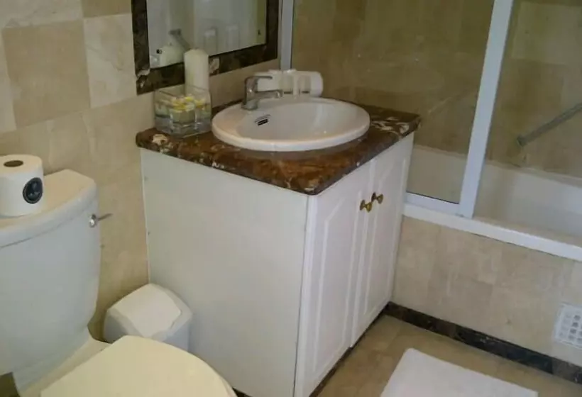 Fotos del hotel The Russel:  6