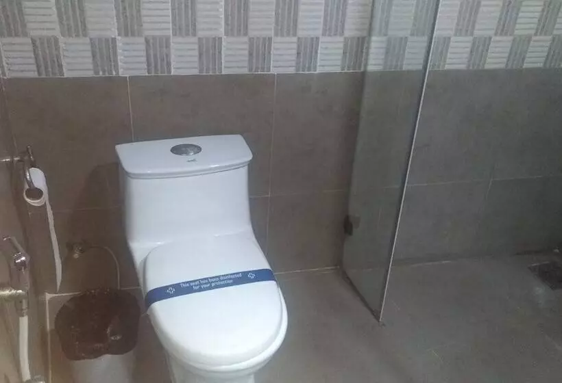 Fotos del hotel Hanu Reddy Residences Poes Garden:  10