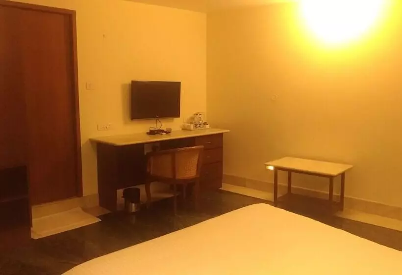 Fotos del hotel Hanu Reddy Residences Poes Garden:  9