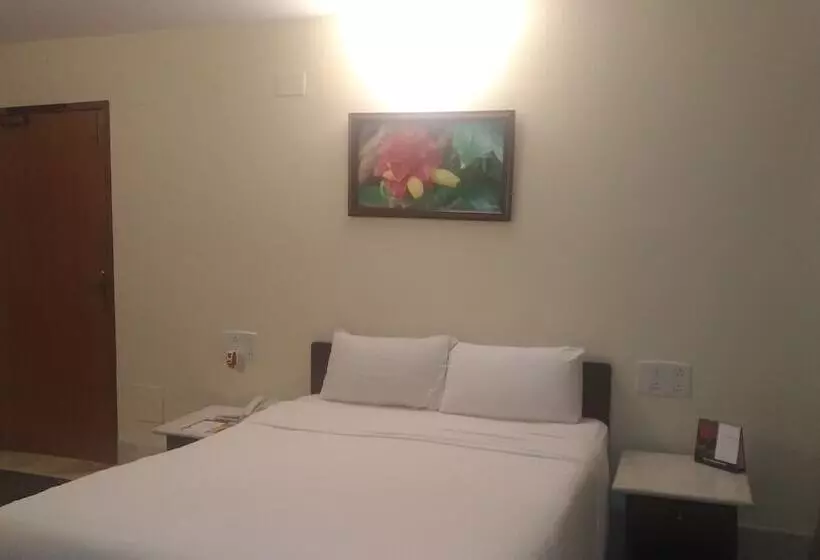 Fotos del hotel Hanu Reddy Residences Poes Garden:  20