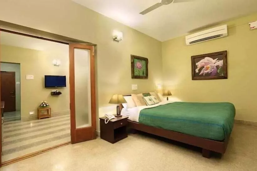 Fotos del hotel Hanu Reddy Residences Poes Garden:  12