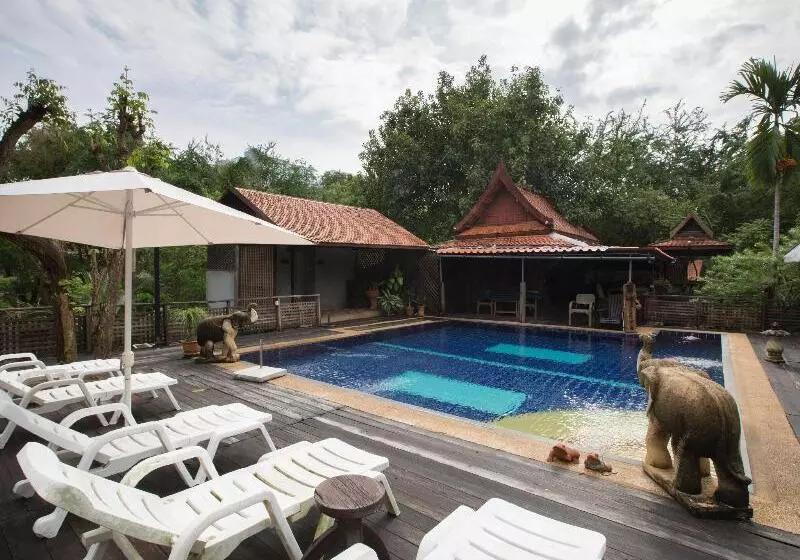 Fotos del hotel Inrawadee Resort:  6