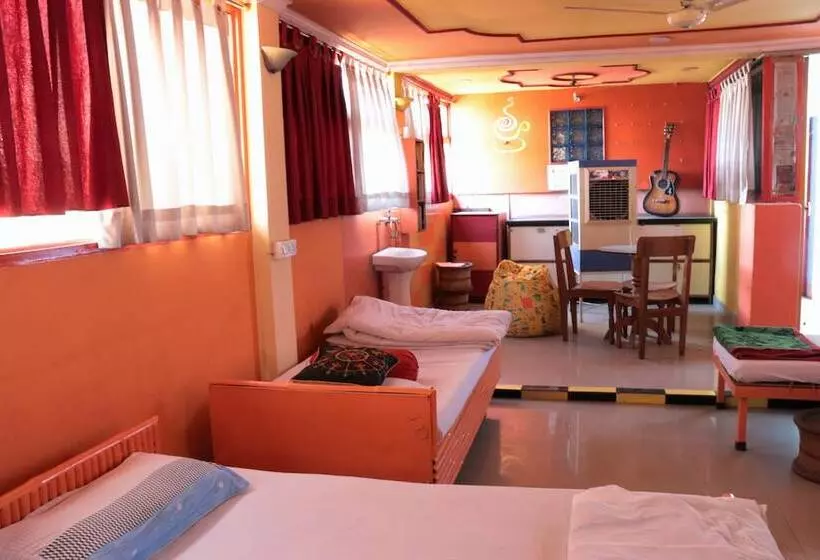 Fotos del hotel Govind:  15