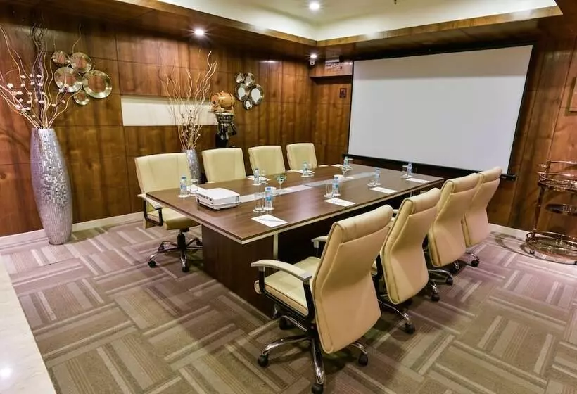 Fotos del hotel Renest Jaipur:  3