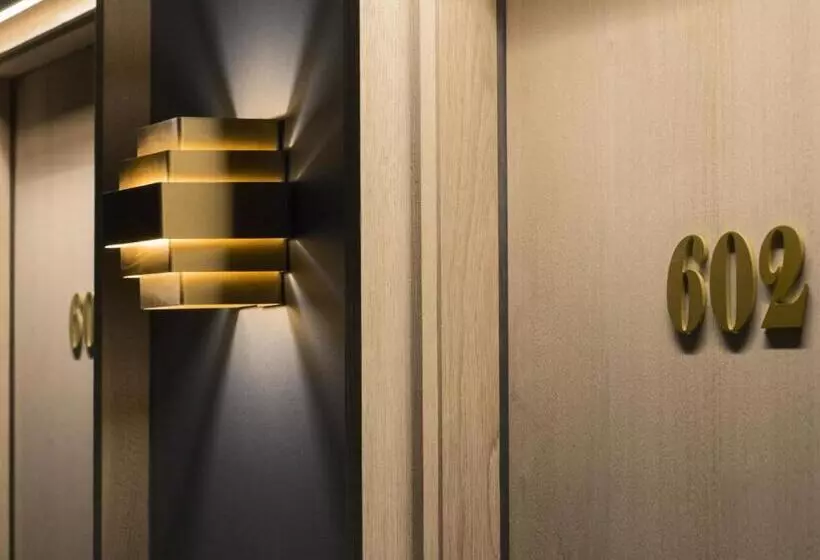 Fotos del hotel Yurbban Trafalgar:  18