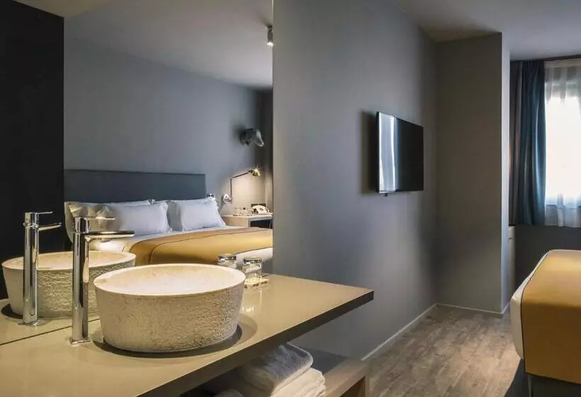 Fotos del hotel Yurbban Trafalgar:  21