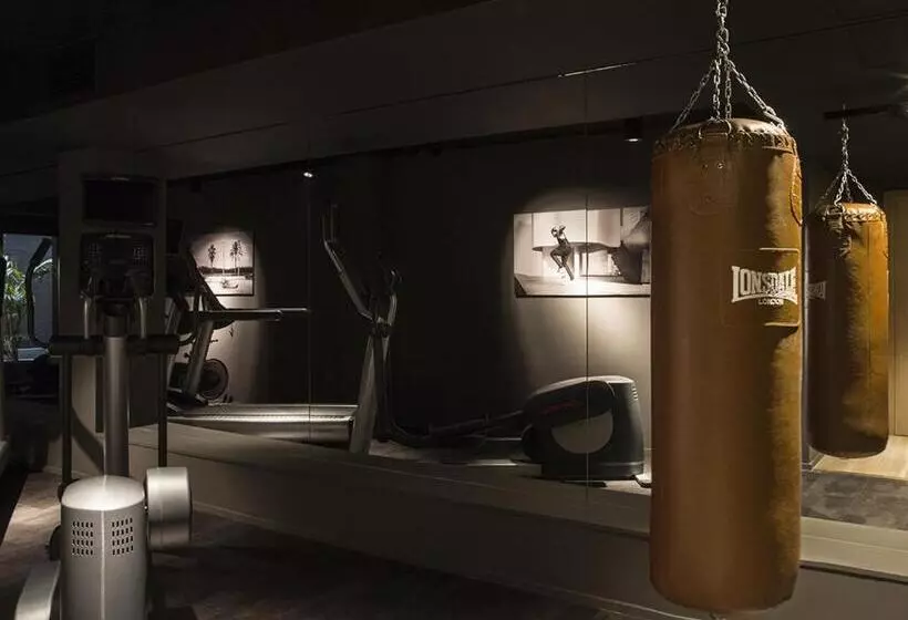 Fotos del hotel Yurbban Trafalgar:  2