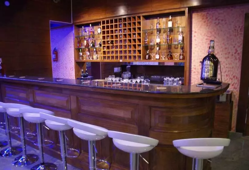 Fotos del hotel Rosewood International:  5