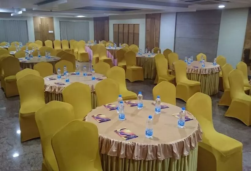 Fotos del hotel Rosewood International:  17