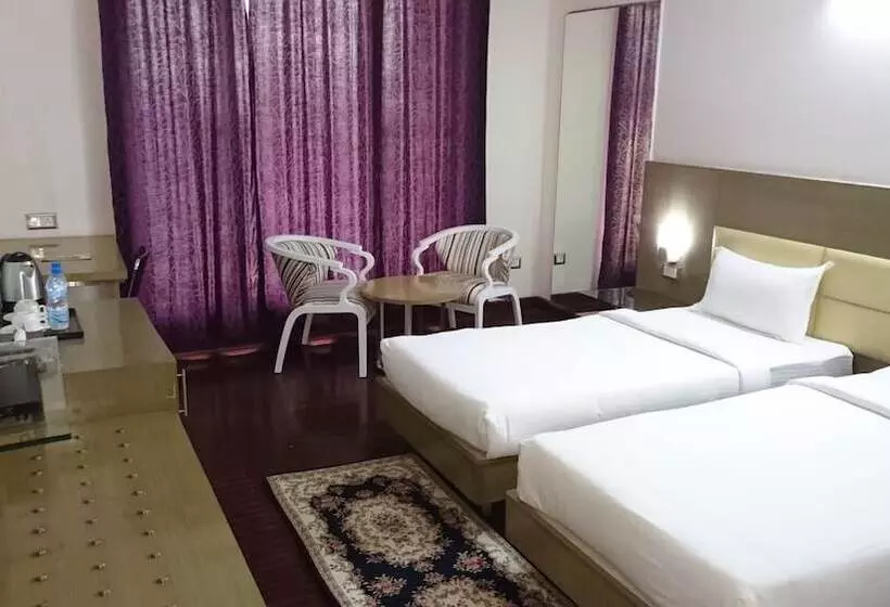 Fotos del hotel Rosewood International:  2