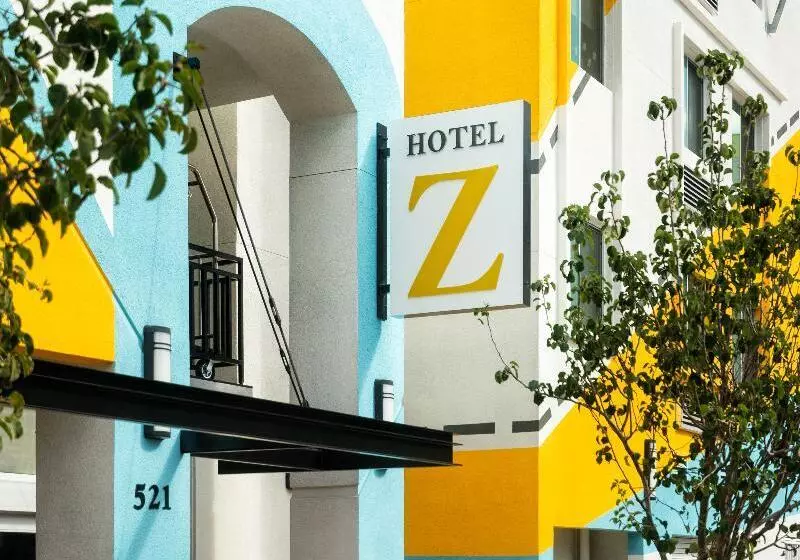 Staypineapple, Hotel Z, Gaslamp San Diego
