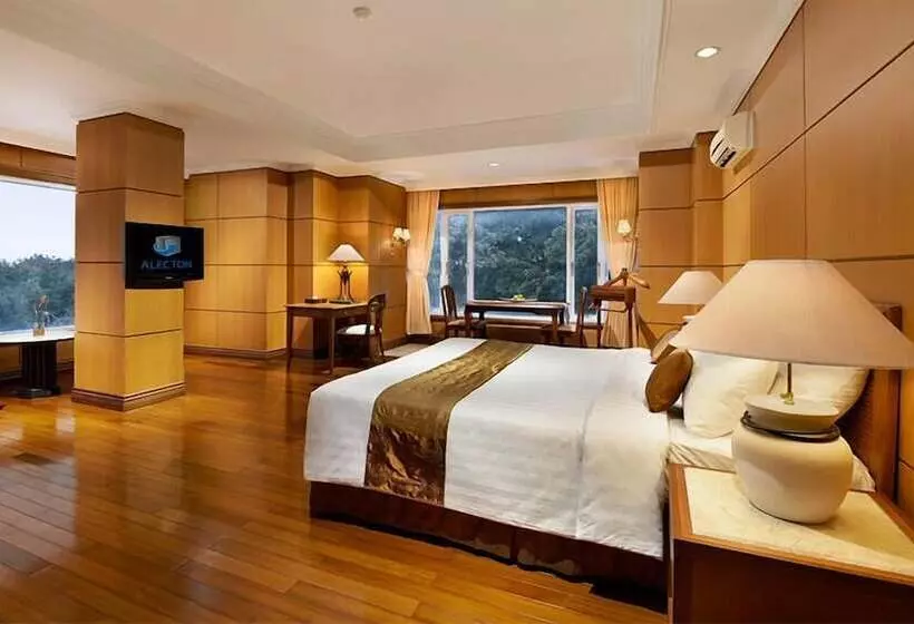 Fotos del hotel Royal Senyiur  Pasuruan:  20