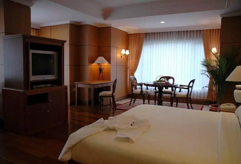 Fotos del hotel Royal Senyiur  Pasuruan:  10