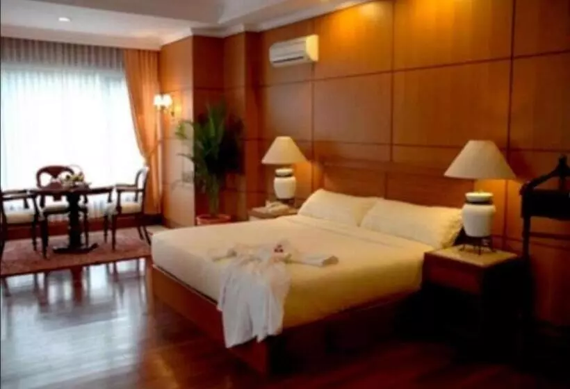 Fotos del hotel Royal Senyiur  Pasuruan:  15